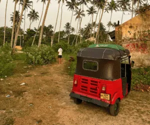 Self-Drive Tuktuk Rental Sri Lanka | tuktukSLR 8 tuktuk at beach